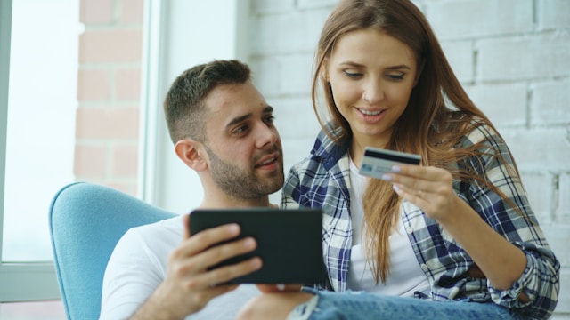 Porównanie: co oferuje najlepszy internetowy sklep meblowy online w 2025 roku